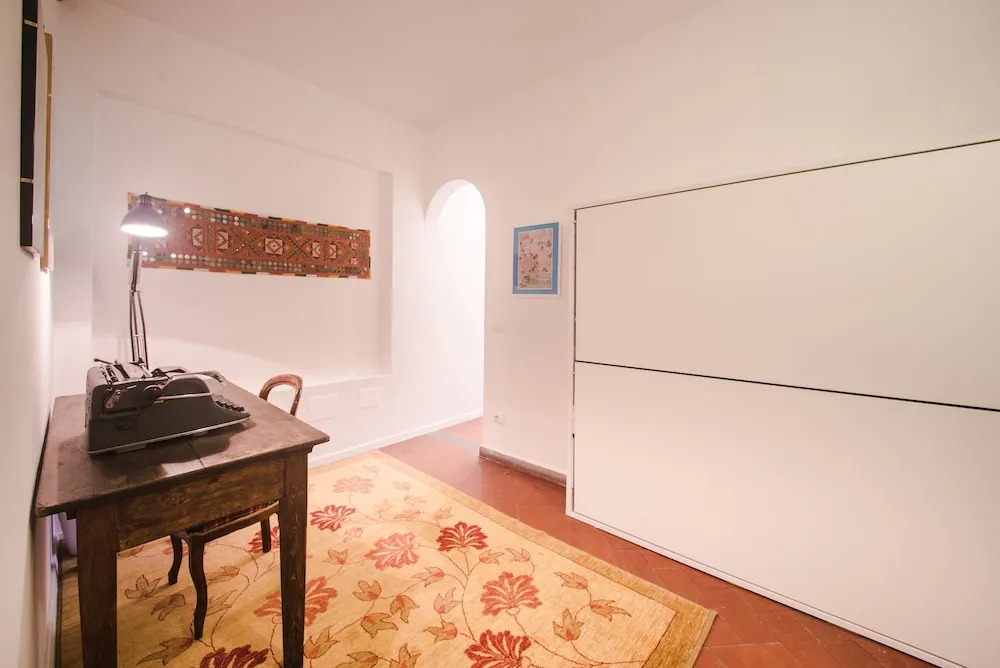 Short Walk to The Duomo Cozy 1BD Apt