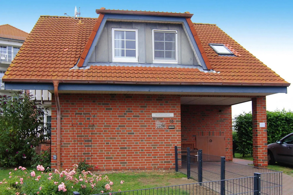 Apartment in Friedrichskoog-Spitz with a balcony