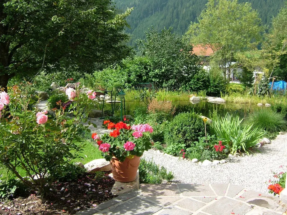 Gartenwohnung Mandl Garten Sauna Hot Pot Pool