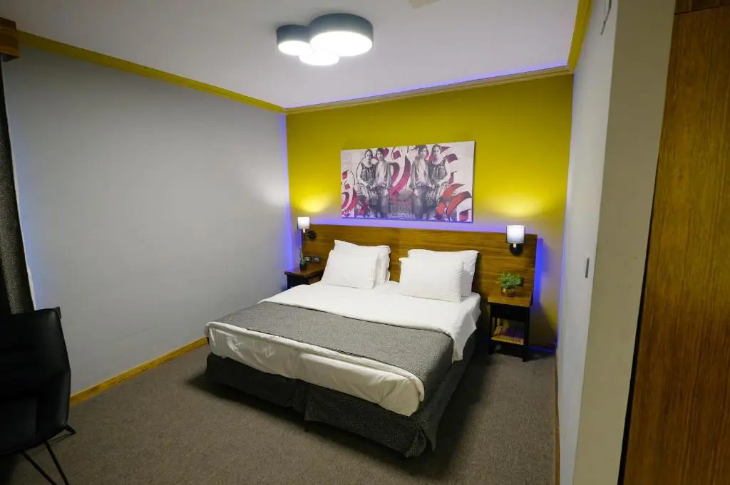 Royal Court Hotel