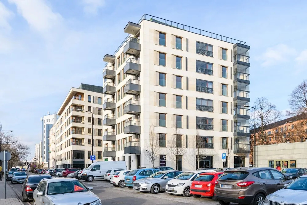 P&O Serviced Apartments Solec