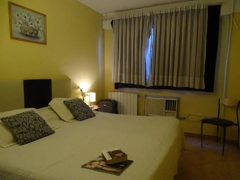 Hotel Tango Facultad