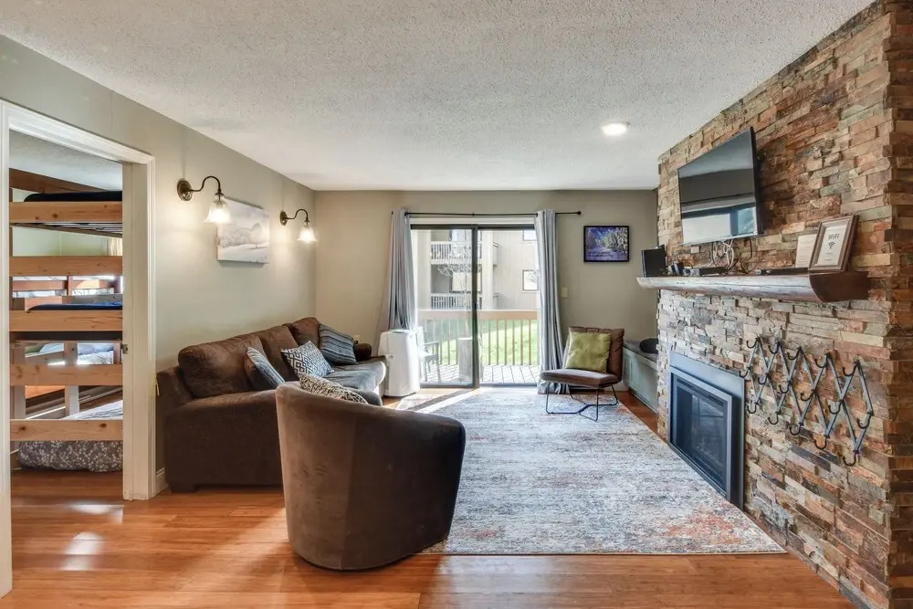Ski-in/out & Golf Condo w/ A/C at Holiday Valley!