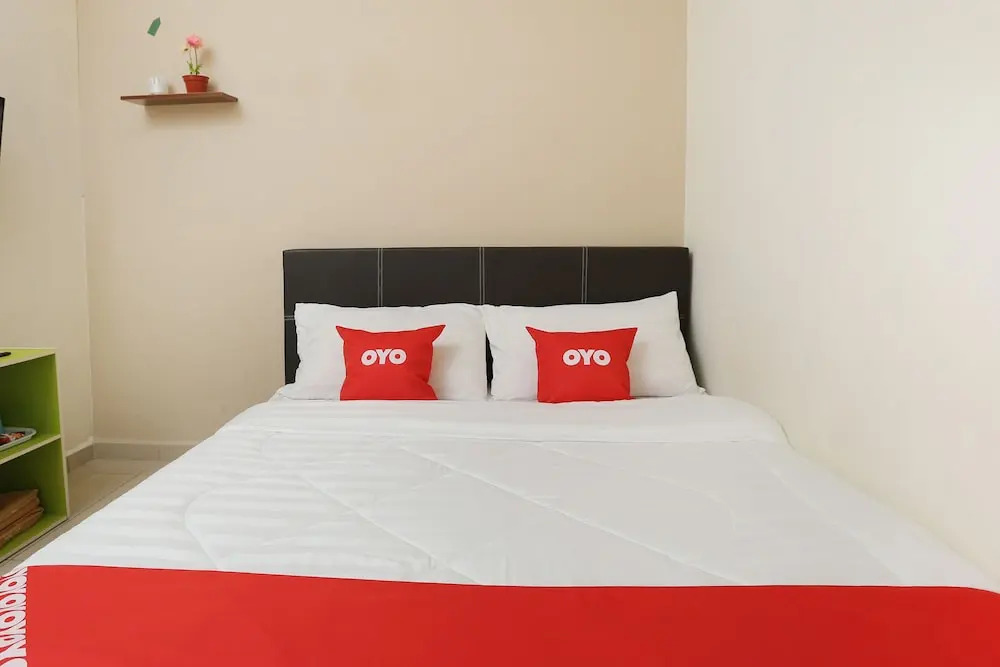 Semerah Suites by OYO Rooms