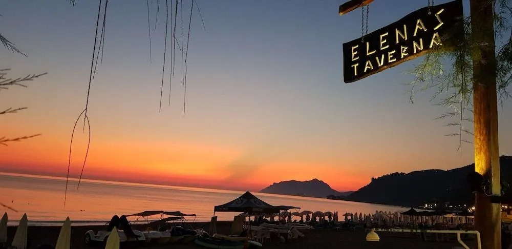 Elena's Seaside Holiday House