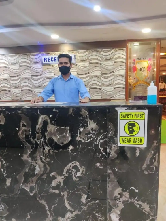 OYO 592 Hotel Chetan International