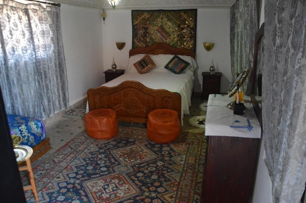 Riad Oumkaltoum Fès