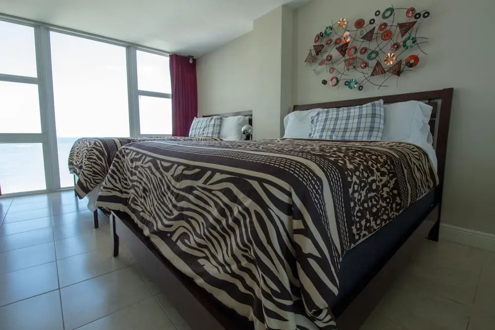 Galt Ocean Gem 1-1 Direct Ocean Views 7
