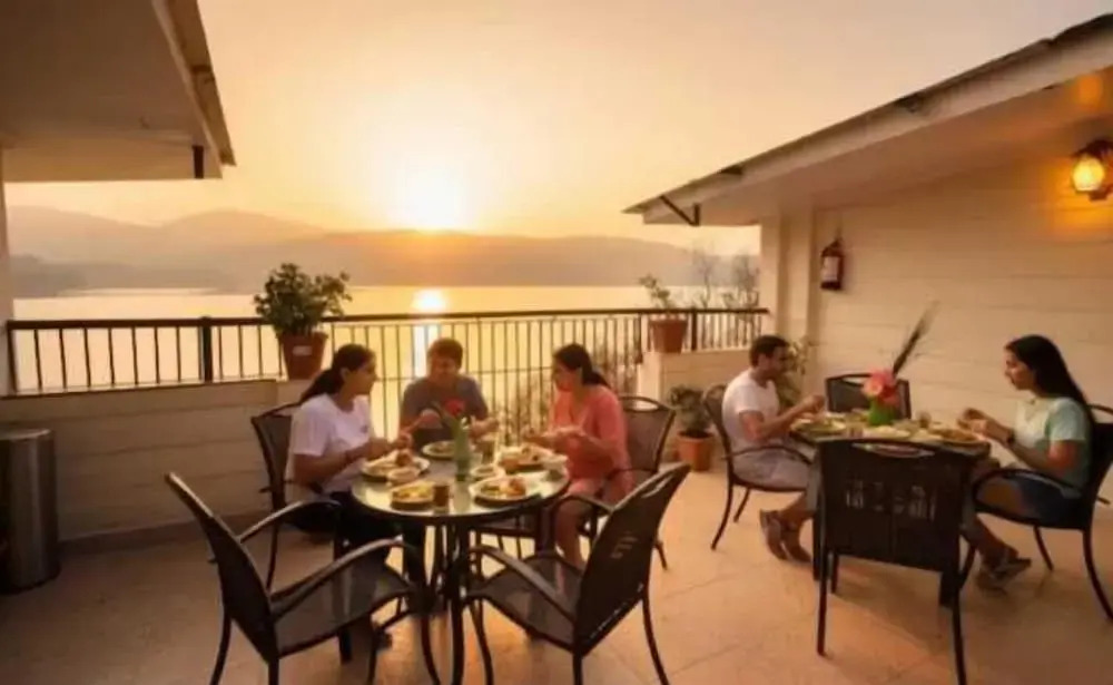 Hotel Happy Home The Lake Paradise