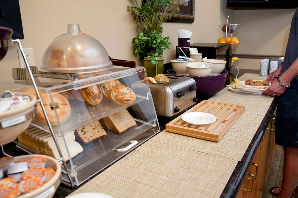 Four Points by Sheraton Wakefield Boston Hotel & Conference Center