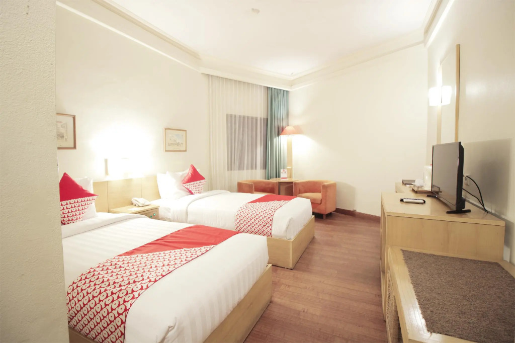 Topas Galeria Hotel