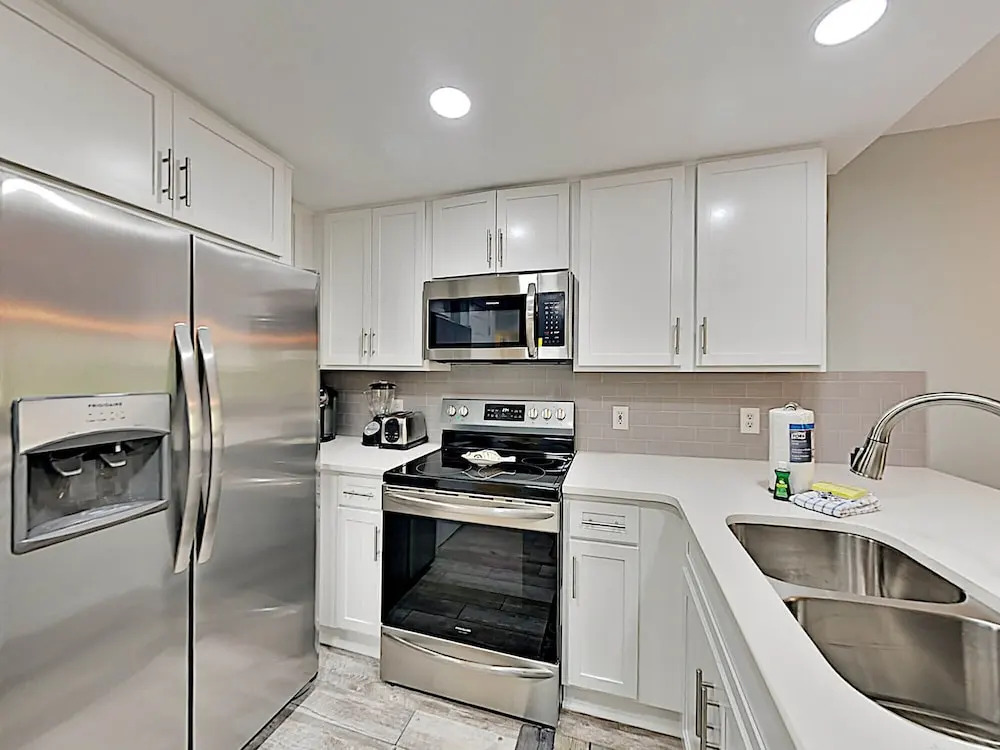 Ciboney #1010 by Southern Vacation Rentals
