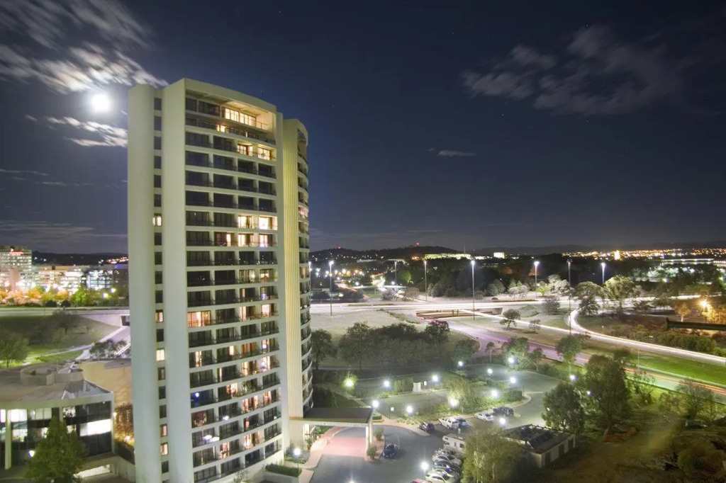 BreakFree Capital Tower Apartments