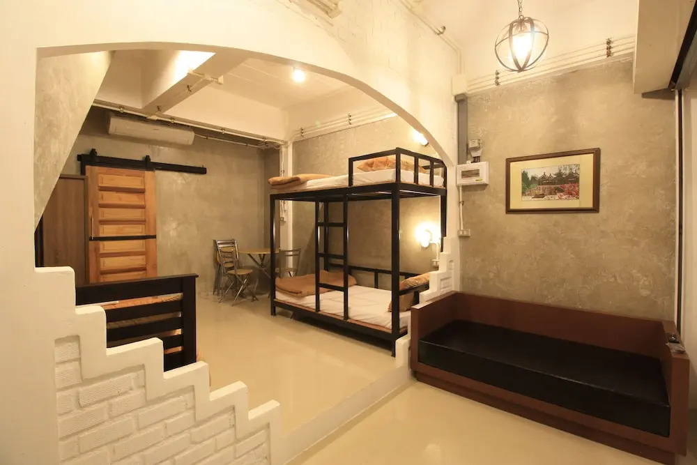 Sirin House