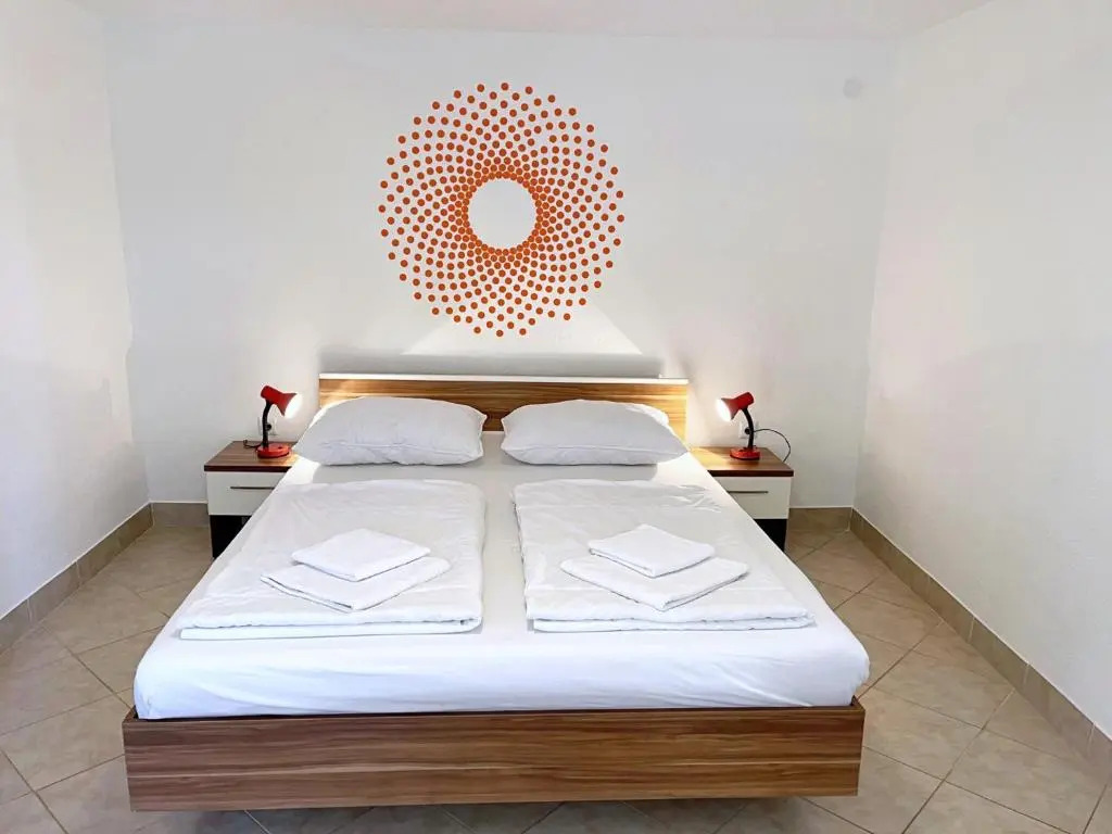 Top Apartments