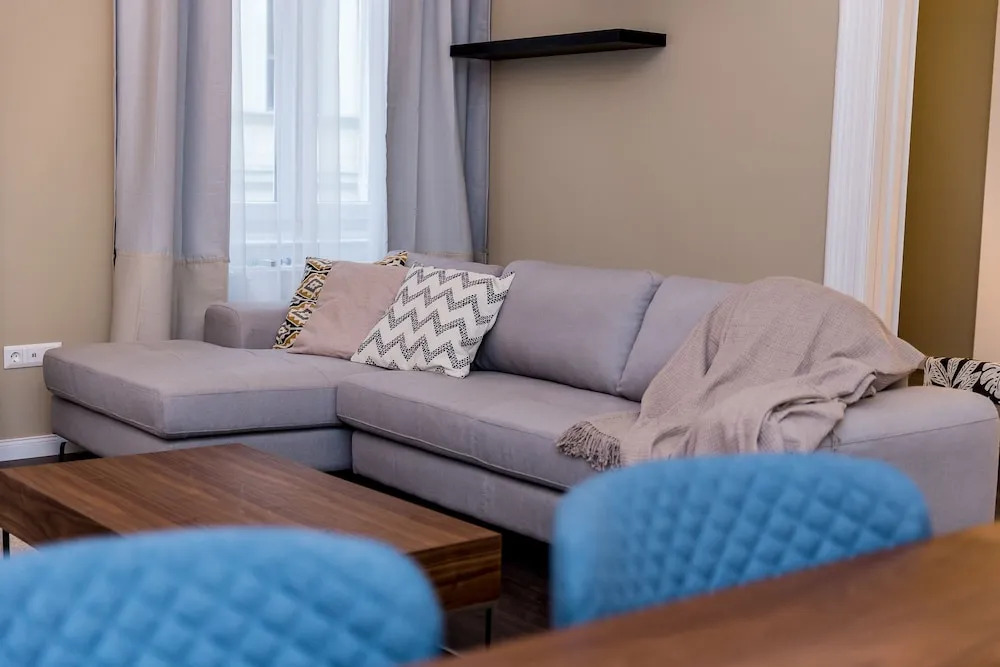 Dfive Apartments - Gold