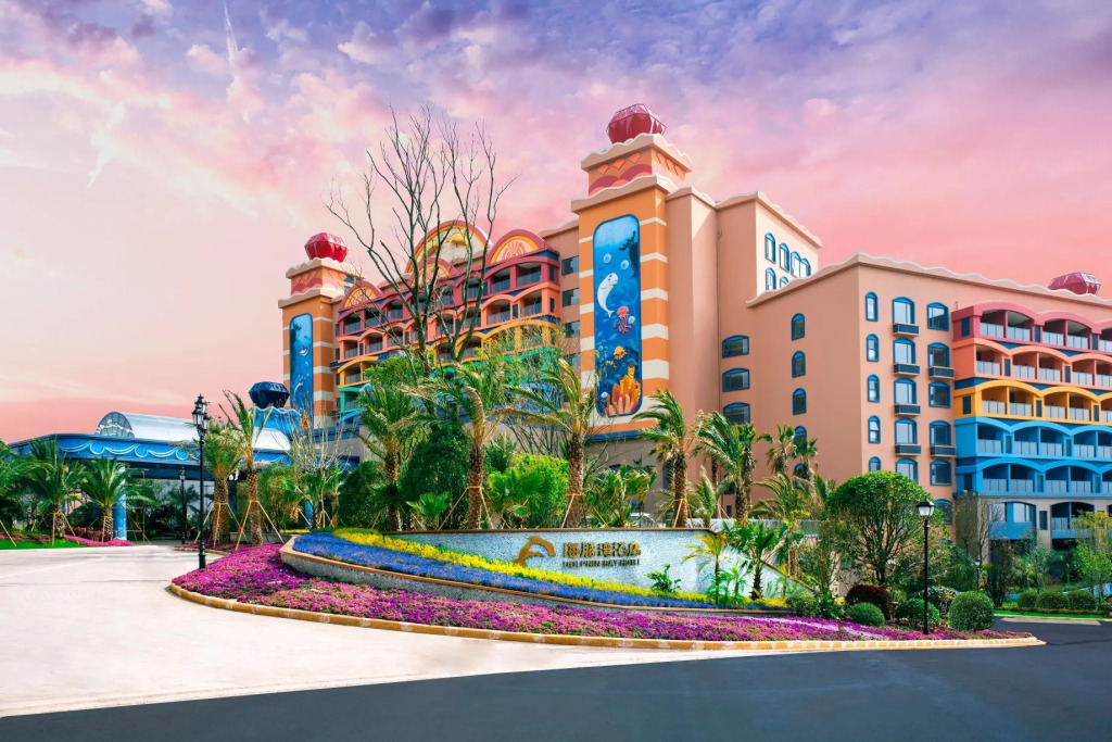 Dolphin Bay Hotel