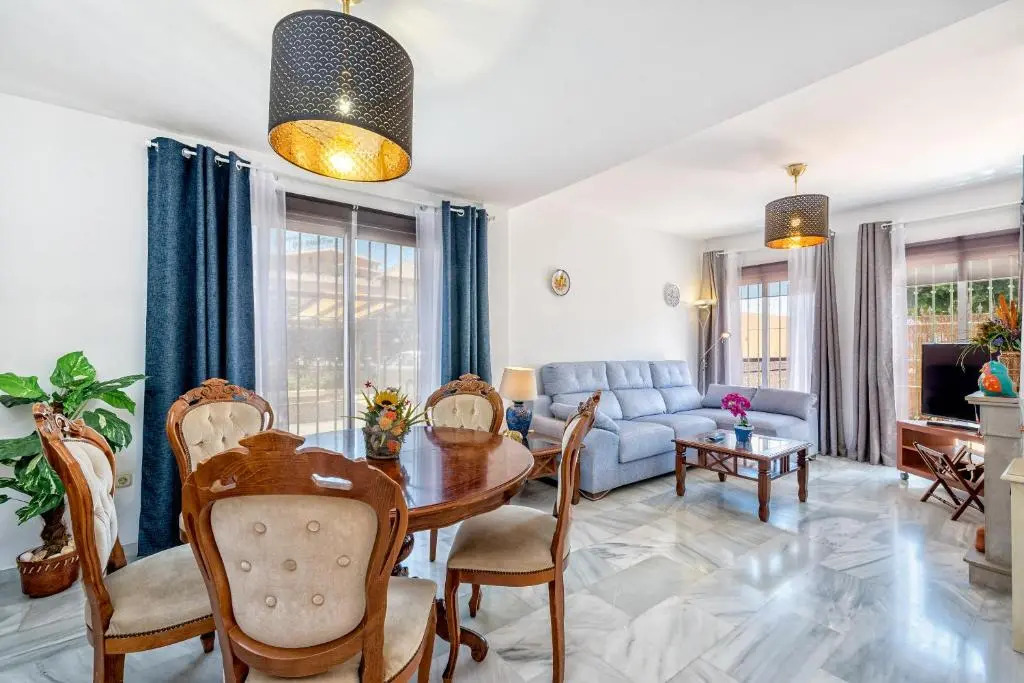 Beachfront Townhouse Beatriz by Rafleys