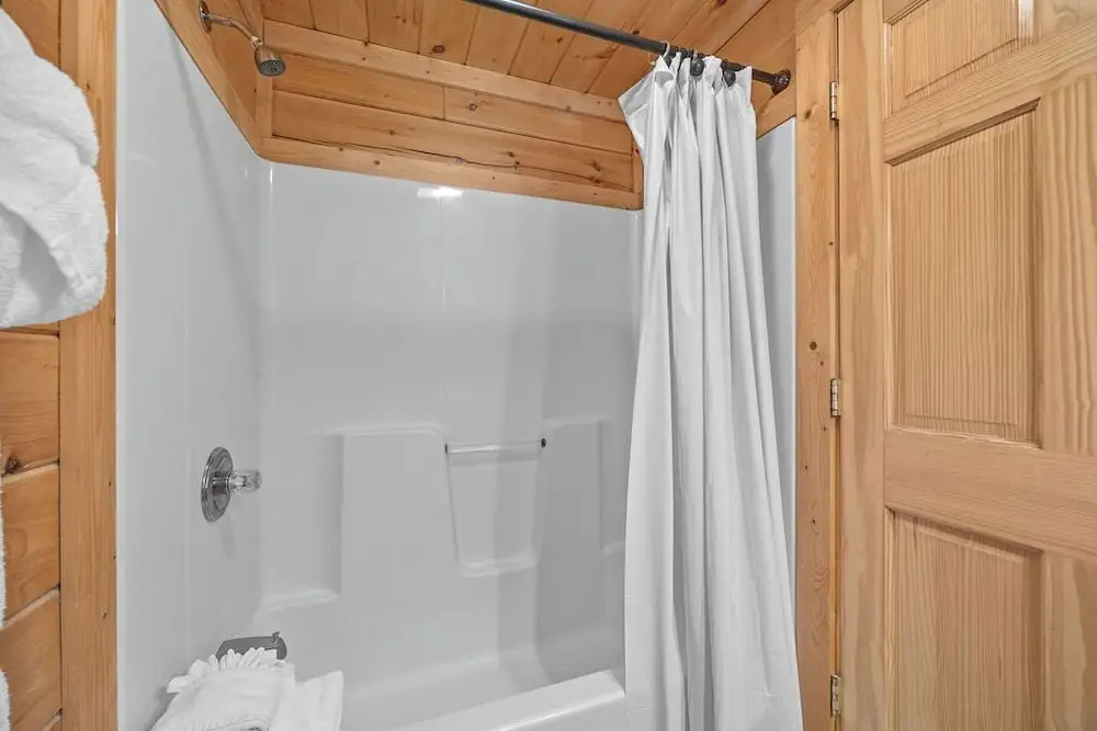 Moonlight and Memories - Two Bedroom Cabin