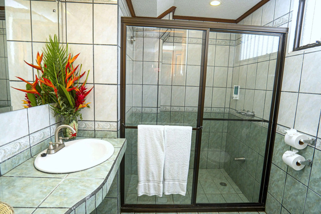 Best Western Hotel & Casino Kamuk