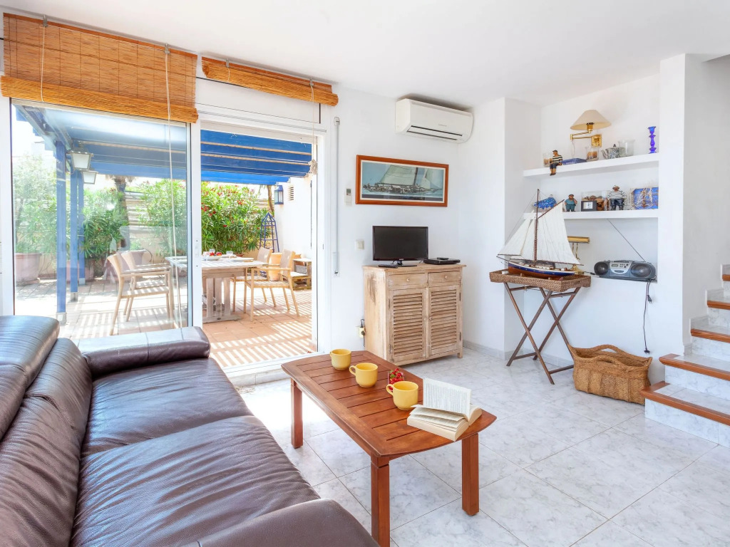 Apartment LOlivar II by Interhome