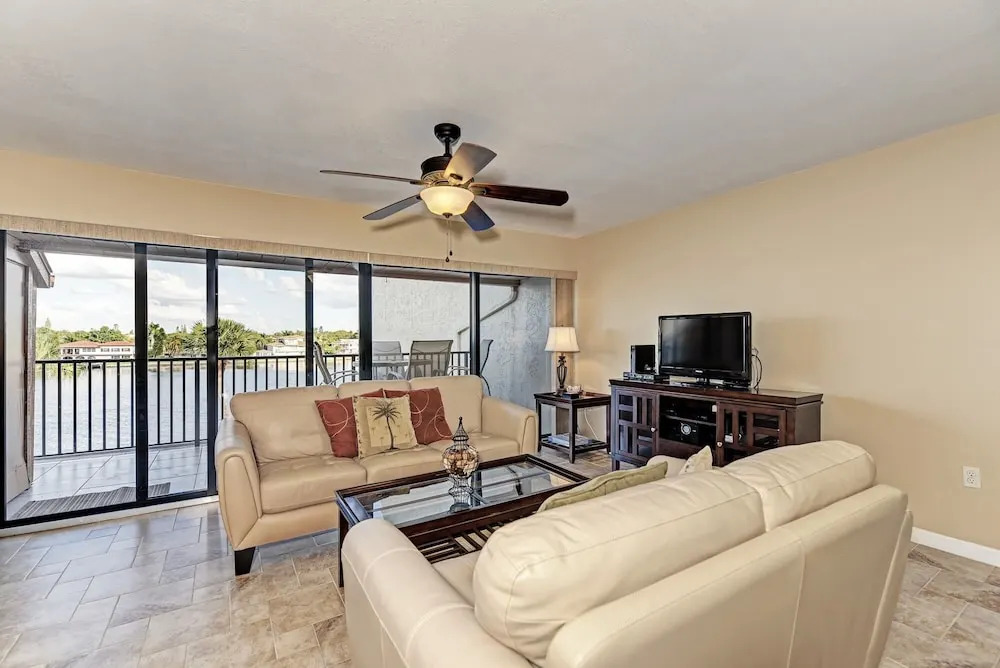 Midnight Cove Ii 134f - Bayside Views! 2 Bedroom Condo