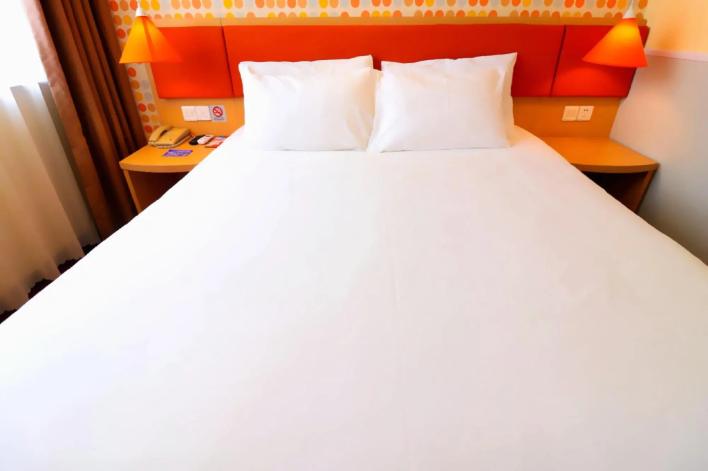 Homeinn Hotel (Lhasa Tibet Museum Lobrinka)