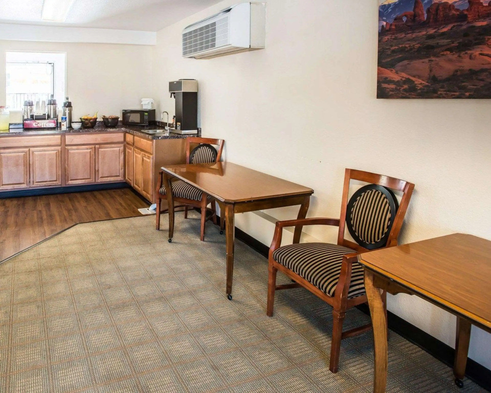 Rodeway Inn Greeley