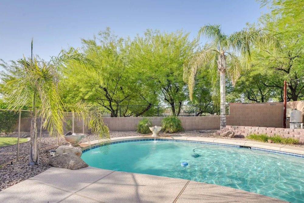 'sunny V' Arizona Retreat w/ Private Pool & Patio