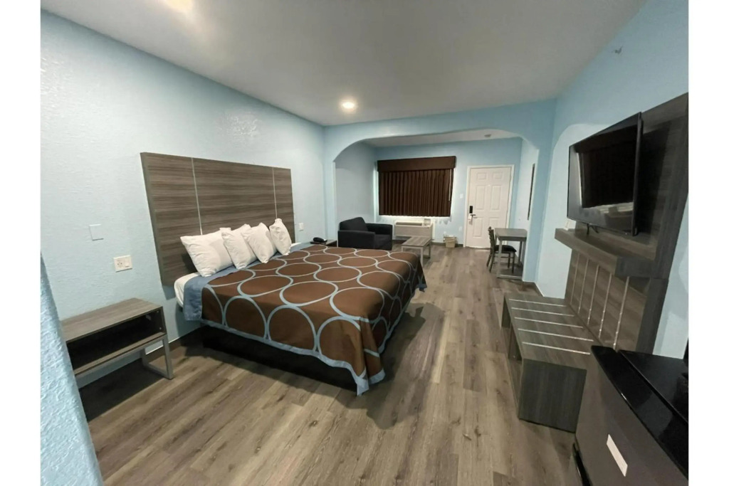 Executive Suites Intercontinental Airport