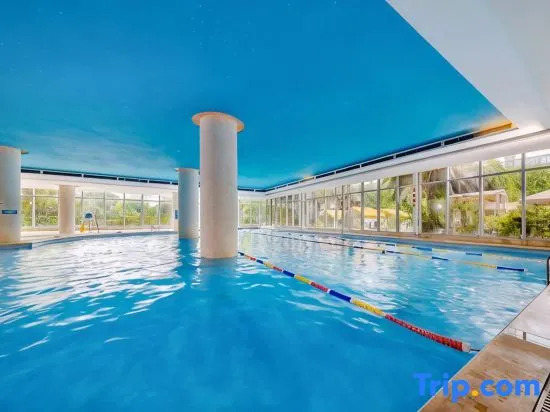 Alto Suites Apartment