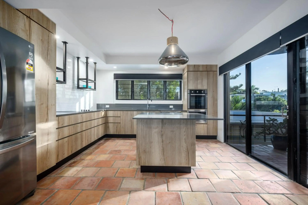 Tuscan inspired townhouse minutes from the beach