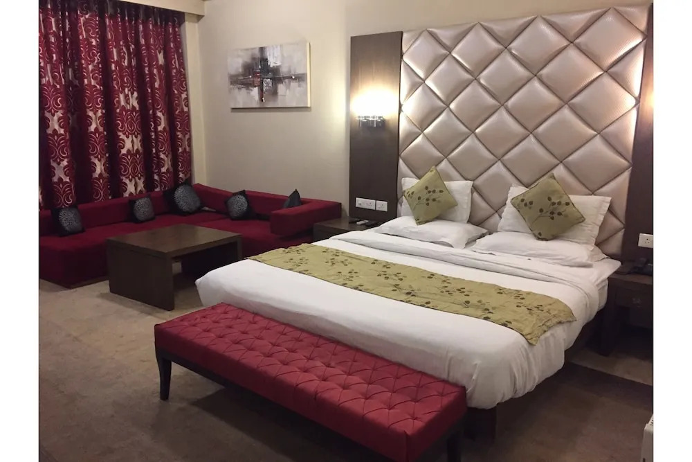 Capital O 9508 Hotel Pine Spring
