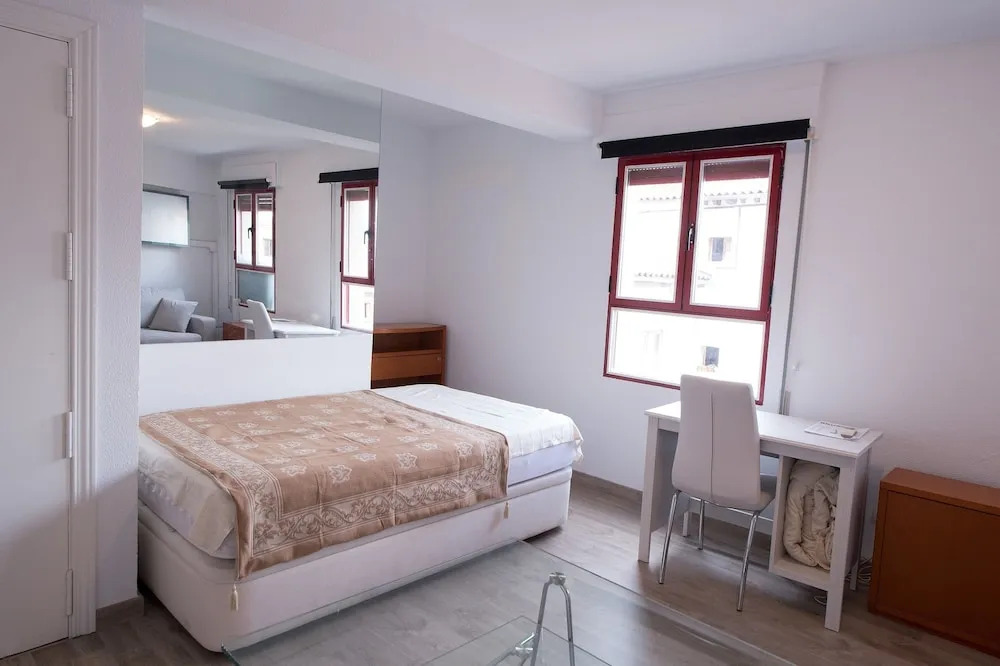 Best Offer Rastro Madrid La Latina