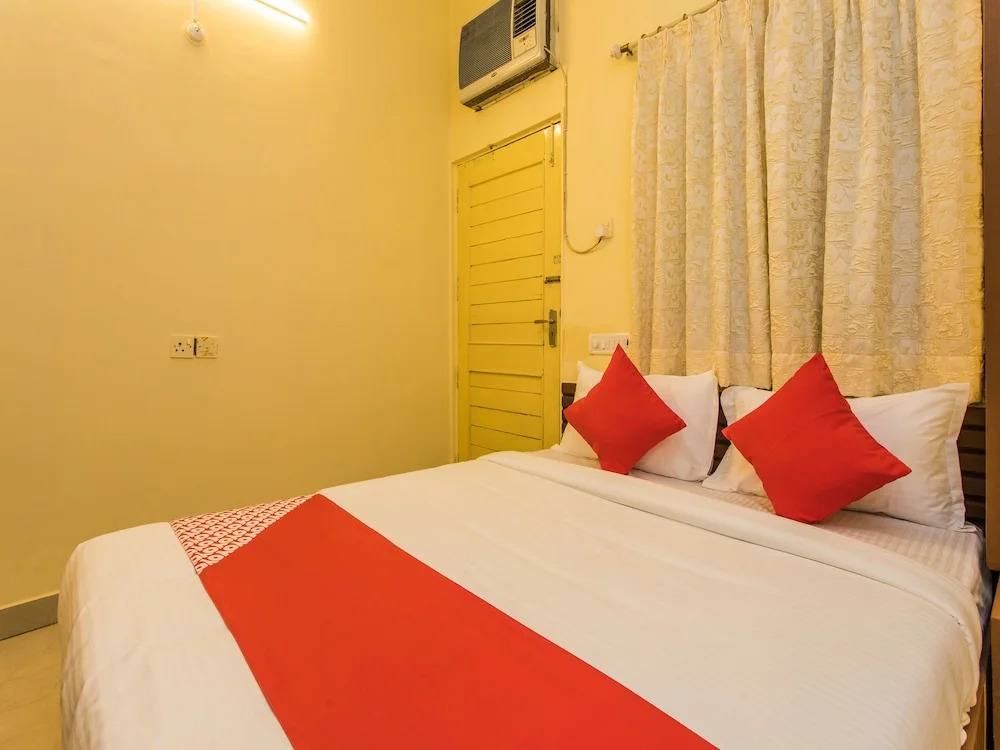 OYO 15401 Hotel Surana palace