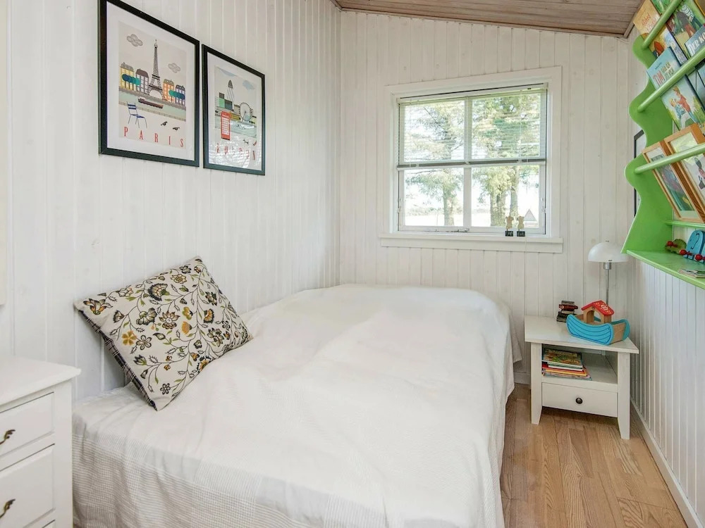 Simplistic Holiday Home in Ebeltoft With Whirlpool