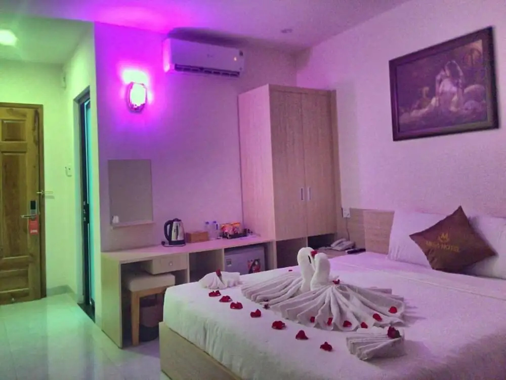 Misa Hotel - 100m to Beach
