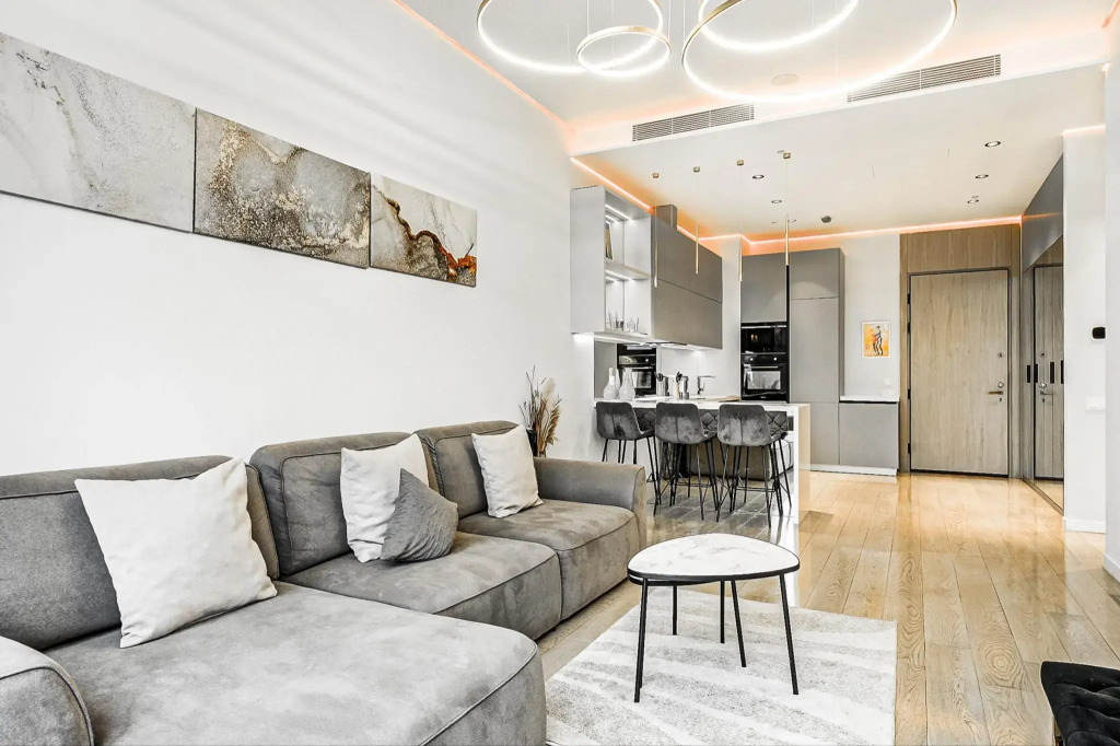 Апартаменты Fly Apartments  на проезде 1-й Красногвардейский