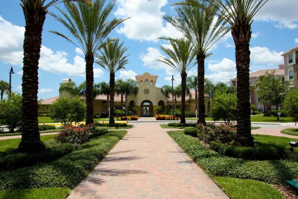 4012 Vista Cay