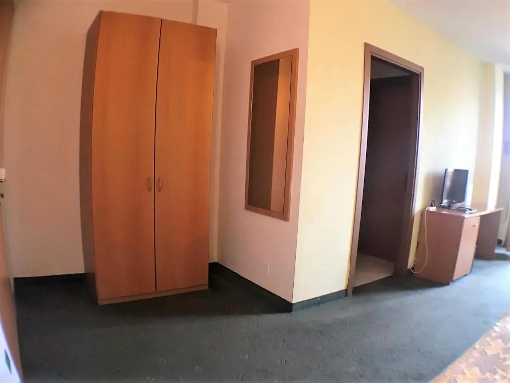 Ascot Lodging