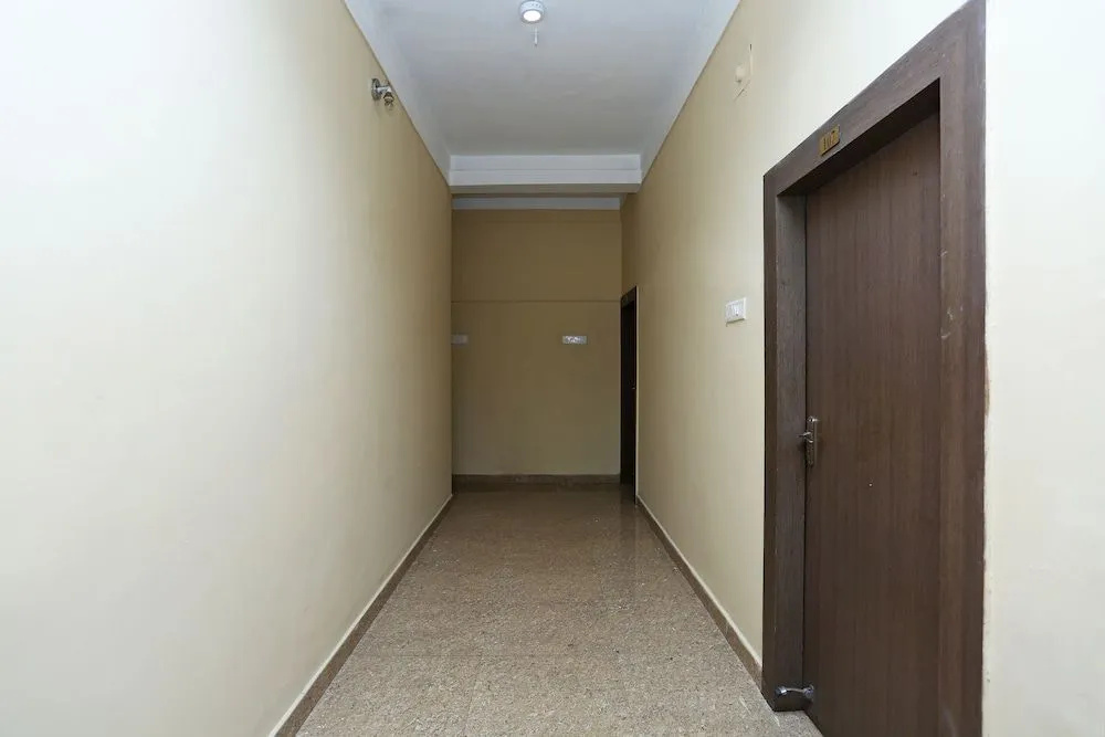 OYO 12777 Hotel Classic