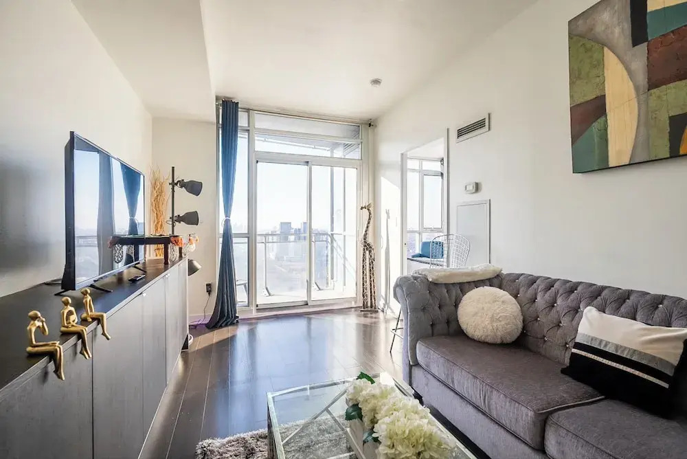 City Suites w Views
