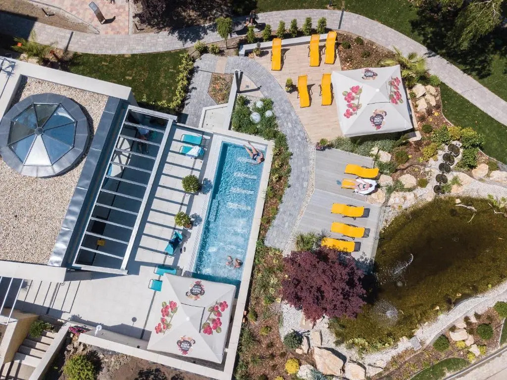 SunGarden Wellness & Conference Hotel