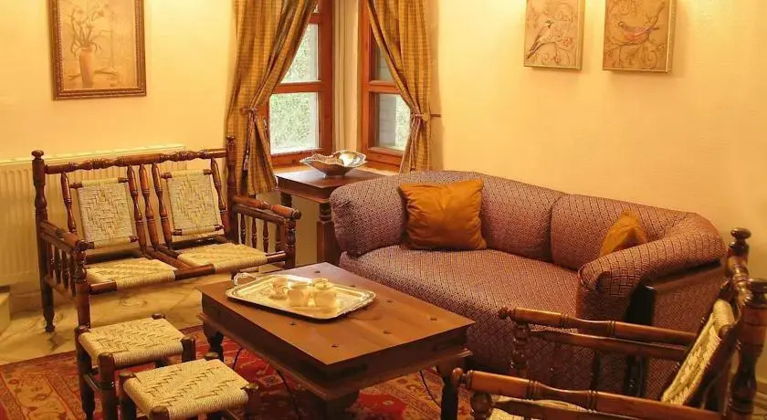 Guest House & Bistro Castle Cottage