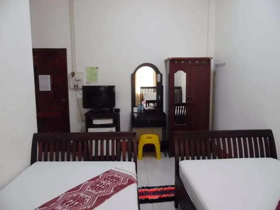 Sengalee Hotel