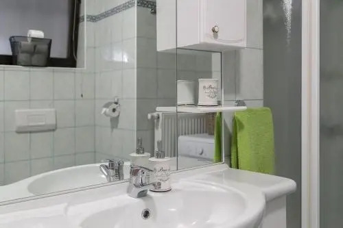Resort pod orehi - Bled - Apartma & Glamping & Savna