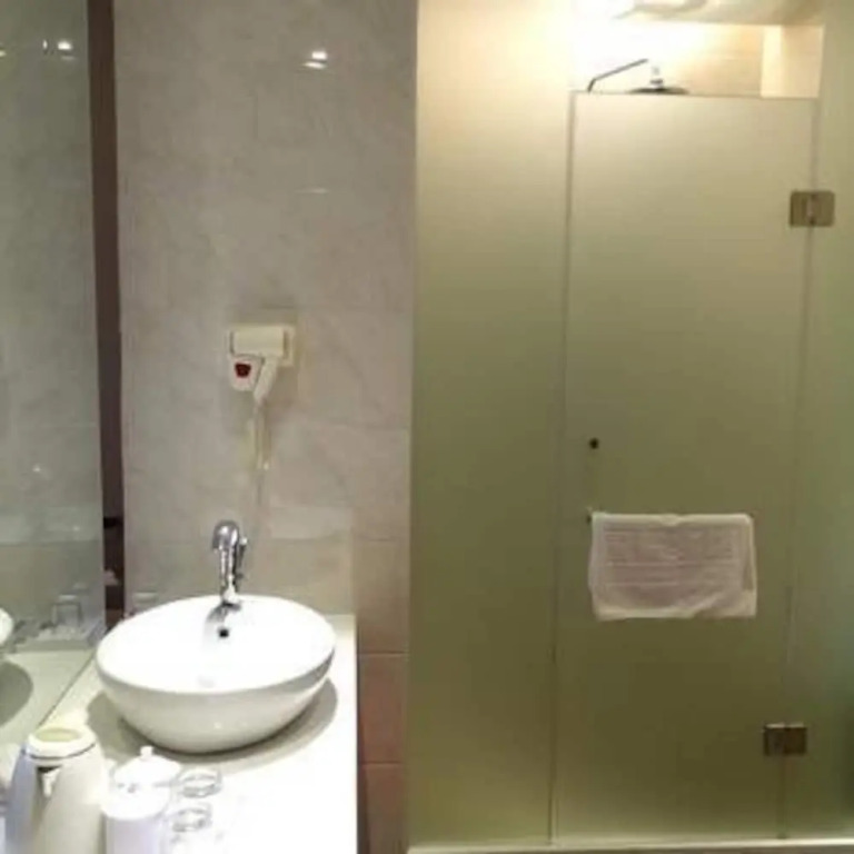 Guomao Hotel