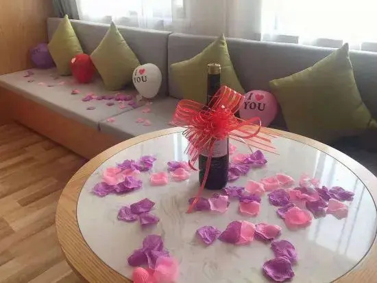 Xili Hotel