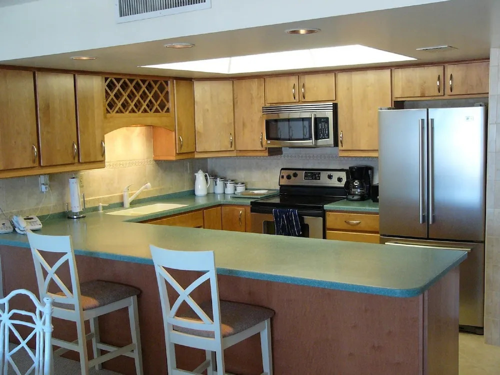 3 Bedroom Oceanfront Luxury Condo - Sand Dollar Iii, 205