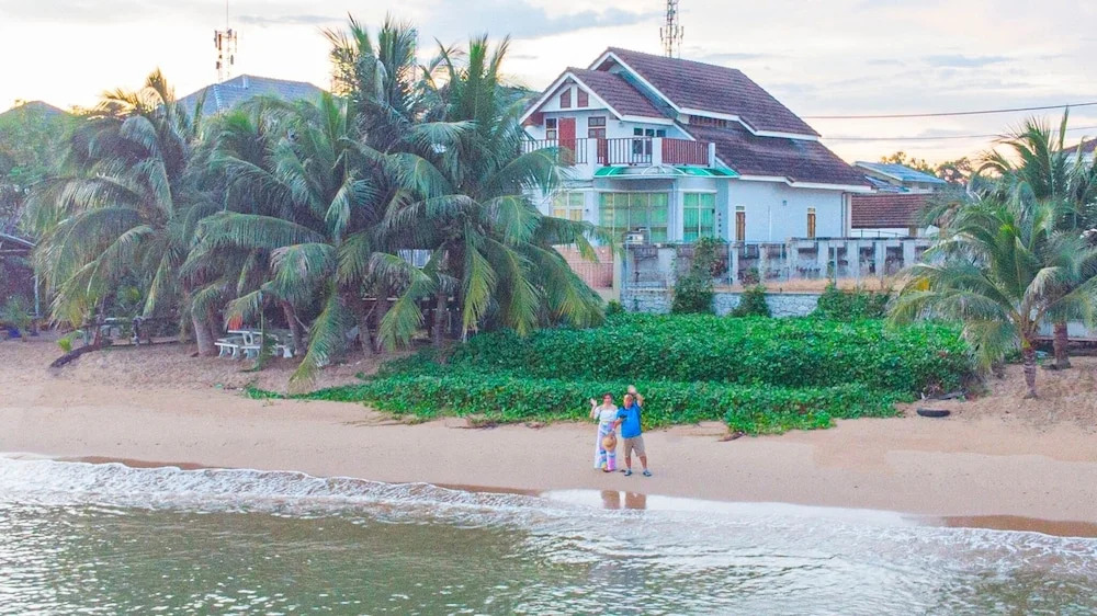 GAO Coconut Beachfront